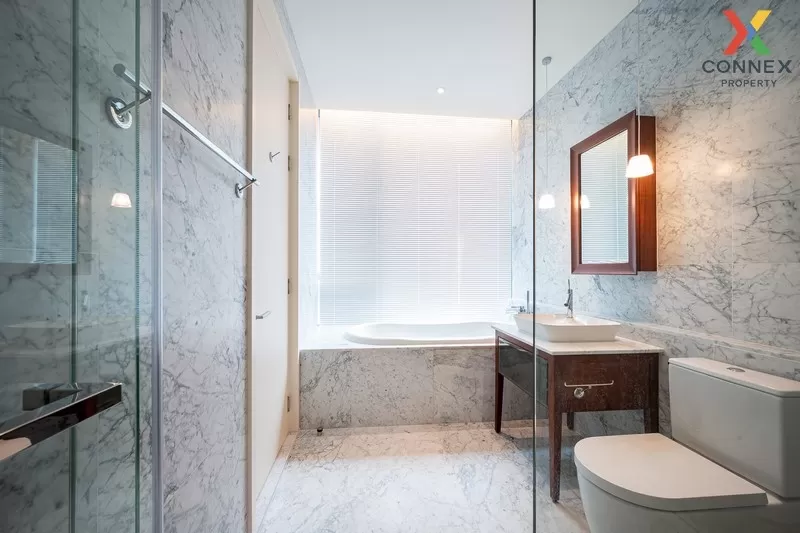 FOR RENT condo , Khun By Yoo , high floor , BTS-Thong Lo , Khlong